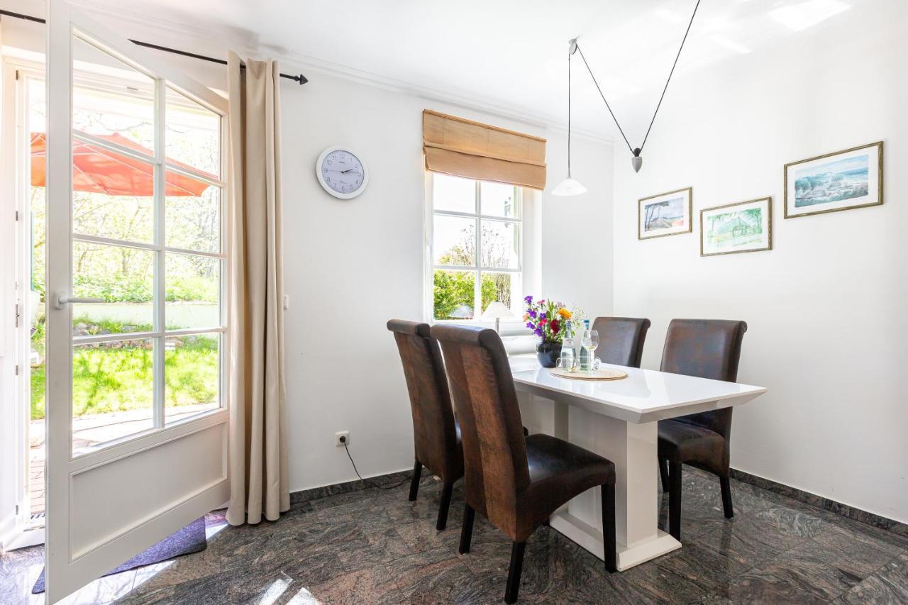 Schifferstuebchen Apartment Ahrenshoop Exterior photo
